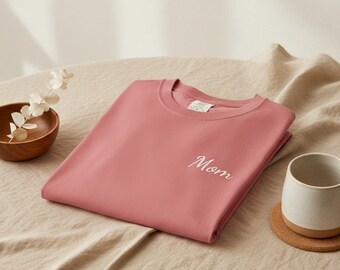 Mom Script Printed T-Shirt | Comfort Colors