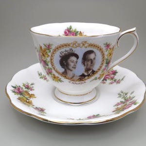 Royal Albert Vintage Commemorative Teacup and Saucer | Royal Visit to Canada | Queen Elizabeth II | Prince Philip | Collectible Teacup Set