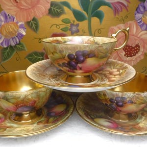 Aynsley Orchard Gold Teacup & Saucer Set: Signed Vintage Bone China