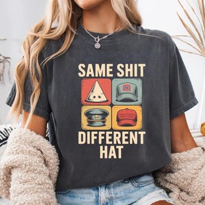 Peut inclure: Une tasse en céramique blanche avec une anse noire et le texte "But first, coffee" dans un style manuscrit. La tasse est posée sur une surface blanche. La tasse mesure environ 10 cm de haut.