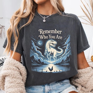 Kom ihåg vem du är-tröja, rolig evolution-skämt meme-tröja, kycklingdinosaurie-tröja