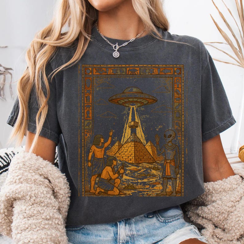 Ancient Aliens T-shirt, Ufo Pyramid Conspiracy Tee, Vintage Alien Shirt ...