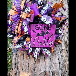 Gone batty Halloween wreath, bat wreath, Halloween wreath, purple bat wreath