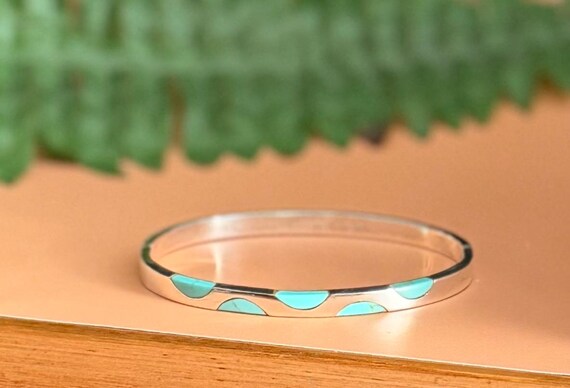 Taxco Inlaid Turquoise Sterling Silver Hinged Bangle 6-1/2" Squared Edges View 5