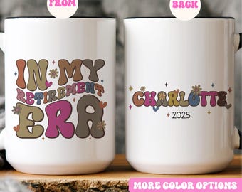 Personalisierte Ruhestandstasse, individuelle Kaffeetasse für Rentnerin, lustiges Mitarbeitergeschenk, offiziell im Ruhestand 2025, glückliches Ruhestandsgeschenk