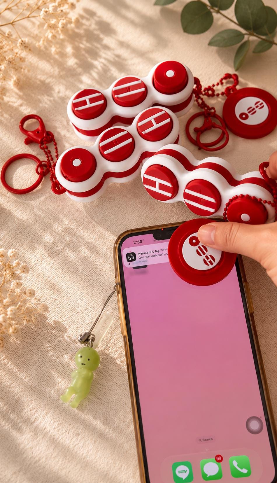 BTS Arirang LED Clicker Keychain With NFC – K-pop Fidget Toy for