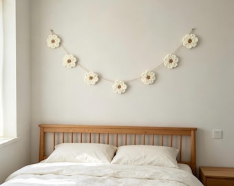Crochet Daisy Flower Garland | 100cm Handmade Boho Wall Decor | Floral Decor