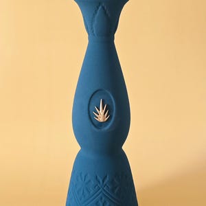 Clase Azul Mezcal Guerrero Artesanal Joven Turquesa Botella
