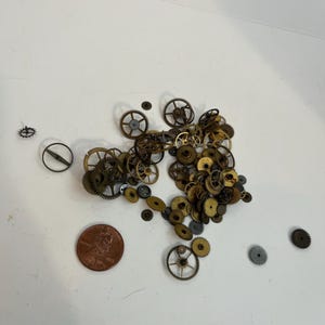 100+ Random Vintage Watch Pieces