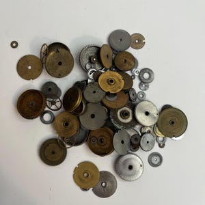 100+ Random Vintage Watch Pieces