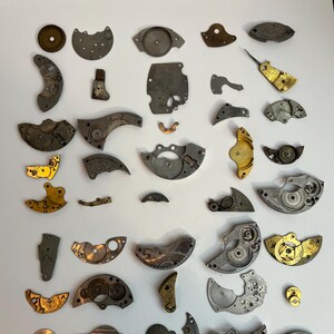40 Random Vintage Watch Pieces