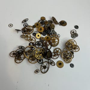 100+ Random Vintage Watch Pieces