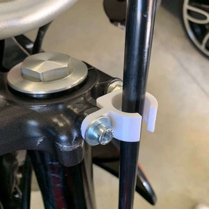 Honda crf250M/250L Front Brake Clamp