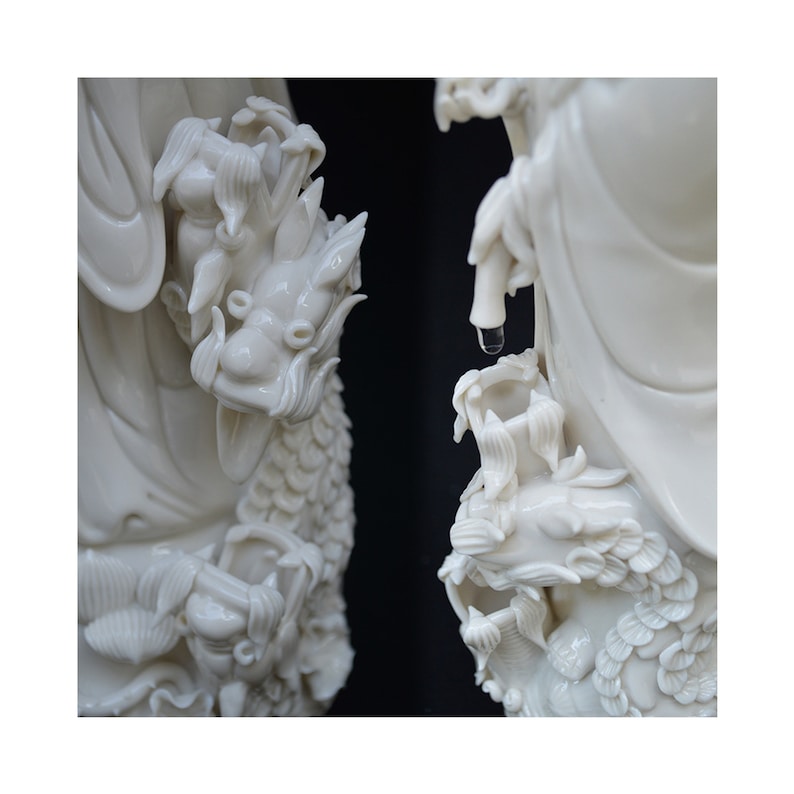 Handcarved White Porcelain Drip Water Guanyin Subduing Dragon Drip Water in Dehua, China image 8