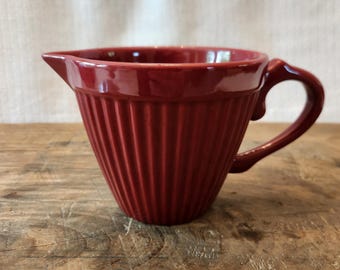 Paula Deen Red Stoneware 2 Cup Measuring Cup Large Handle 4"