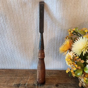 Primitive Wooden Handle Steel Gouge Chisel Rustic Tool Decor 10"