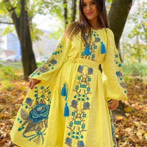 Robe brodée, vyshyvanka
