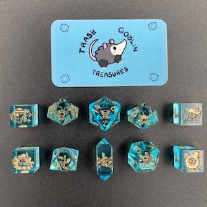 Set de 10 dés en résine sur le thème de l'anime du futur roi pour Donjons et Dragons (DND, D&D), Magic The Gathering et d'autres jeux de table.
