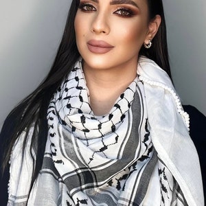 Hirbawi Kuffiya Kuffeyeh Palestine Kuffiyeh Kufiya Trad. NoTassel2