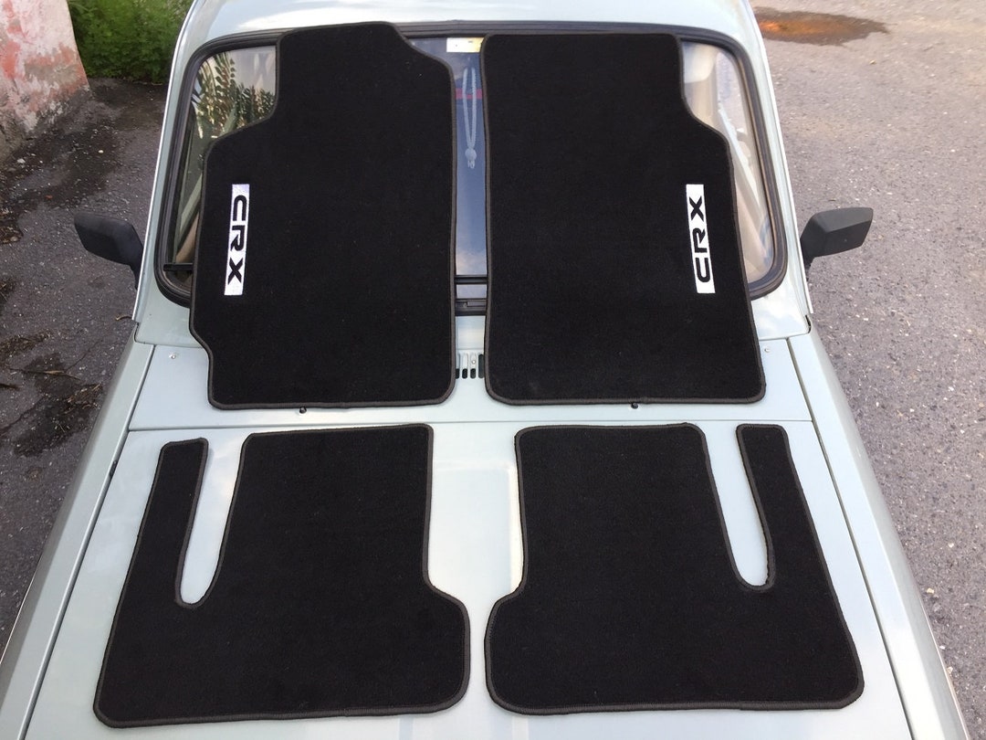 Mugen Style Floor Mats For 88-91 Honda CRX & Civic – Full Set Front/Rear Black Nylon