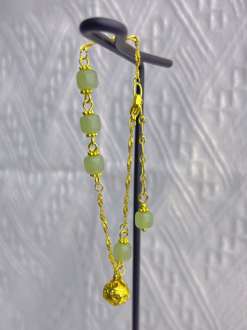 18K Gold Outlets Female Accessory Palace Bell Bell Bracelet Female