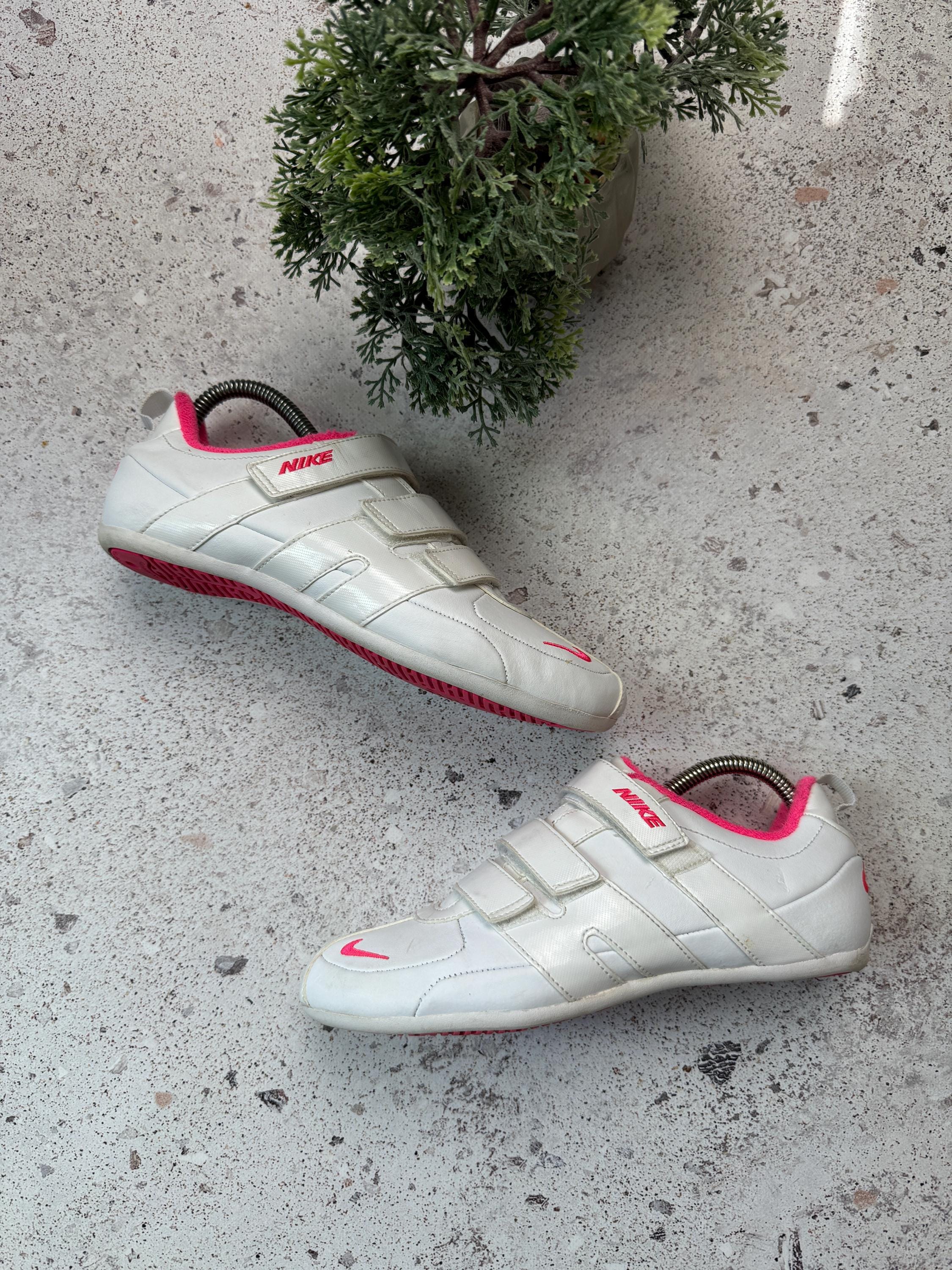 Vintage Nike Y2K Low Sneaker Size US 8.5 EU 38.5 Women