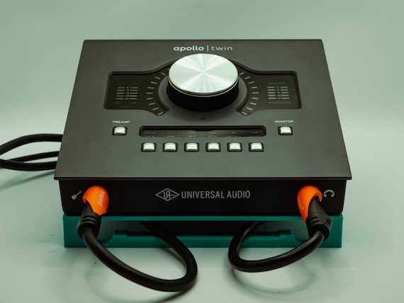 Apollo TWIN Modern Stand Cooling Stand for Apollo Twin Base for