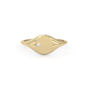 14K/18K Solid Gold Signet Ring with Round Cut Natural Diamond ,Pinky Ring for Women in Rose Gold and White Gold