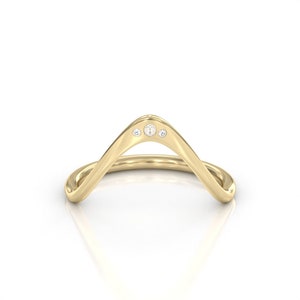 Gold Wave Ring with Lab Grown Diamonds – 14K/18K Solid Gold Curved Stacking Band