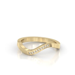 Lab Diamond Wave Stacking Ring,14k/18k Curved Wedding Band ,Stacking Ring Women, Solid Gold Deep Chevron Ring  ,Bridal Engagement