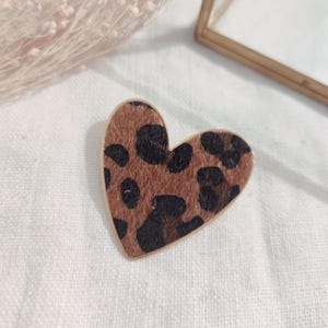 Gold Leopard Heart Brooch