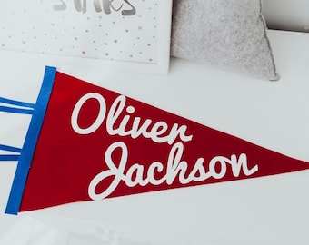 Letrero de graduación, banderín con nombre, banderín de fieltro con nombre personalizado, decoración de habitación única, bandera personalizada, decoración personalizada para niños, letrero con nombre de bebé