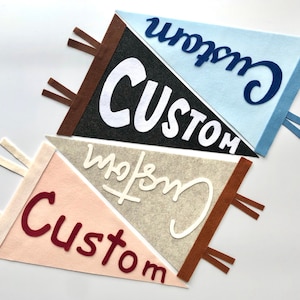 Cartello di laurea, gagliardetto personalizzato, il miglior regalo di laurea, striscione personalizzato, gagliardetto personalizzato, cartello con nome, arte murale vintage, ghirlanda di feltro
