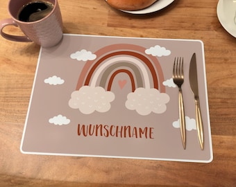 Personalisiertes Tischset - Abwischbares Platzset - Tischset mit Namen und Design 'Regenbogen'