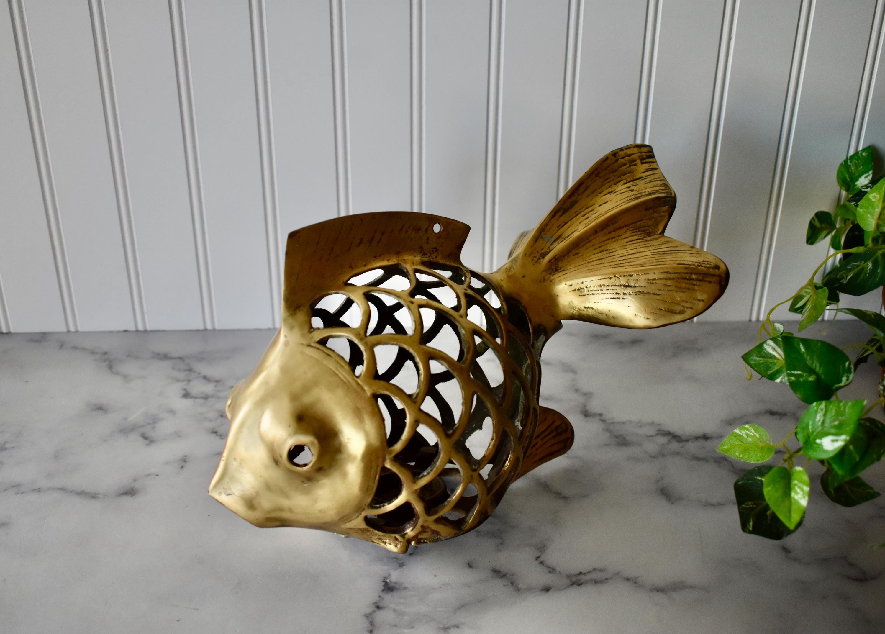 金属製 魚の置物 金色 銀色 コンビネーション 金属製 魚の置物 金色 銀色 コンビネーション