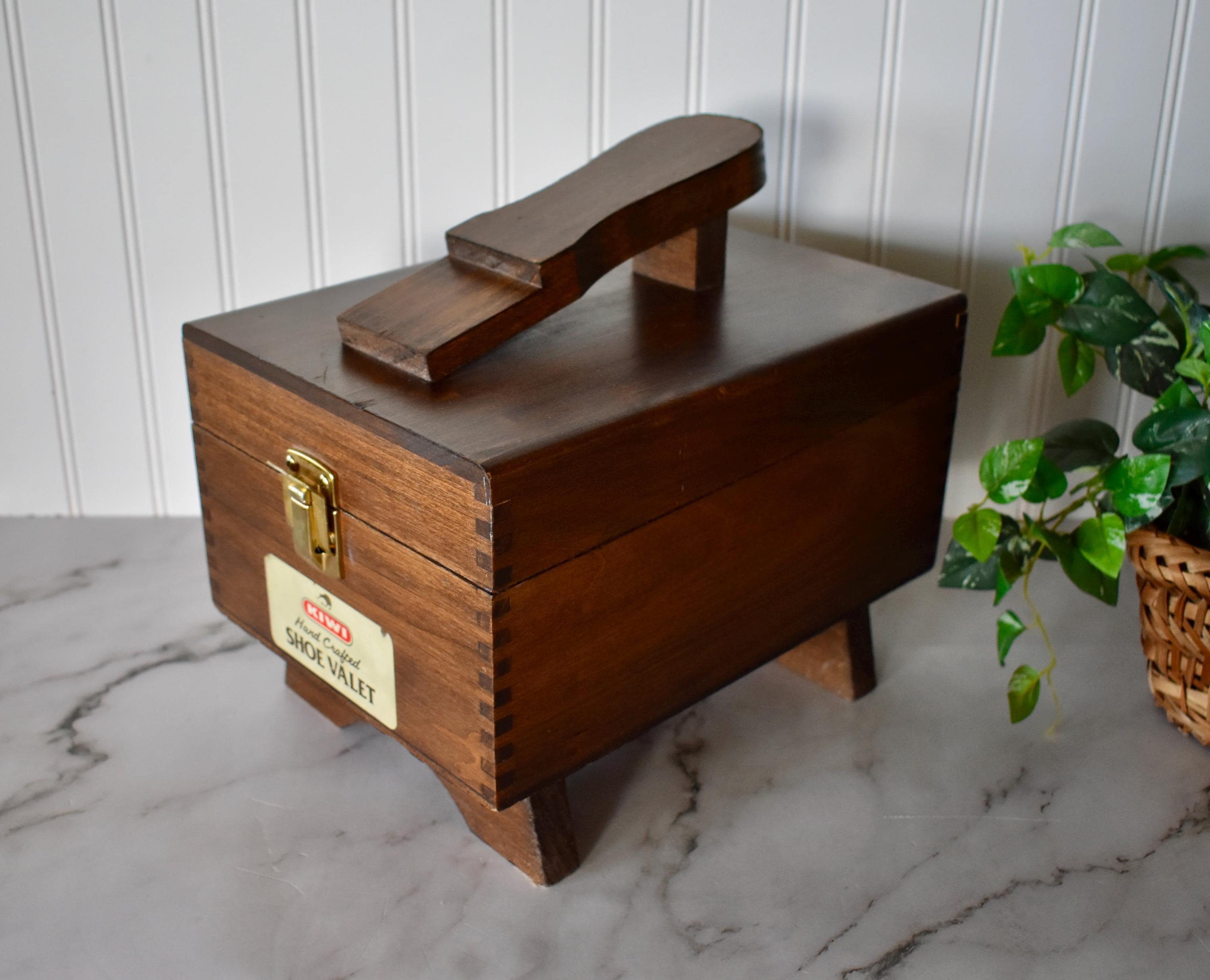 Kiwi Shoe Valet Box - Etsy