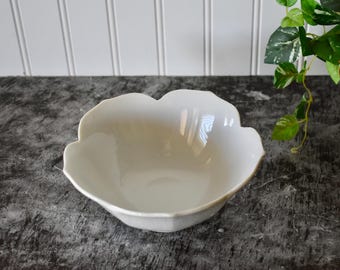 Vintage White 6 Inch Lotus Bowl, Lotus Flower Serving Bowl