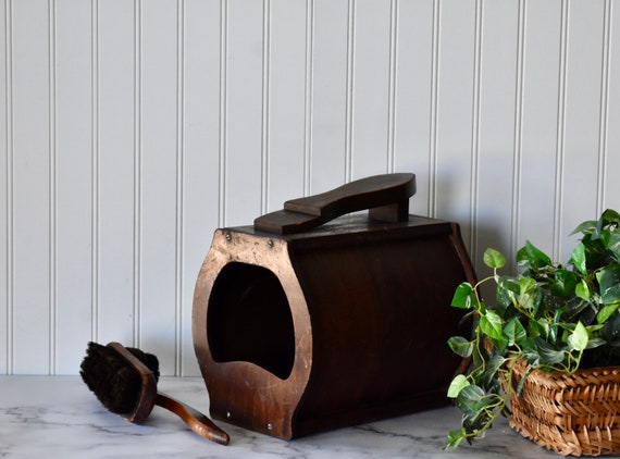 Vintage Handmade Wooden Shoe Shine Box with Brush… - image 7