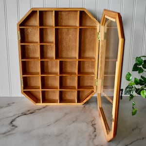 ヴィンテージ glass shelf Vintage Glass Shelf - Etsy