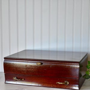 Vintage Mahogany Stained 1847 Rogers Brothers Flatware Box with Drawer, Retro Silverware Chest, Cutlery Box