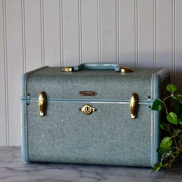 Vintage Samsonite Train Case - Light Blue, Shwayder Bros. Luggage Style 4212, Travel Case, Toiletry Case, Makeup Case