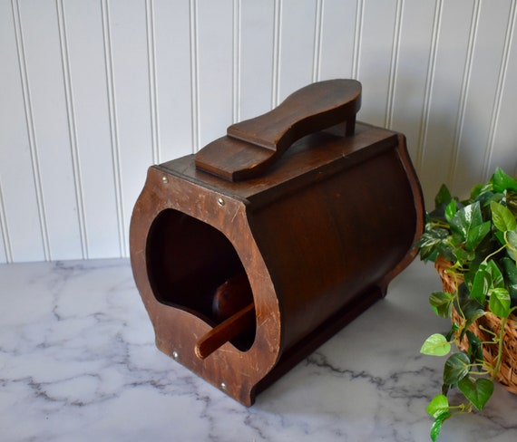 Vintage Handmade Wooden Shoe Shine Box with Brush… - image 2