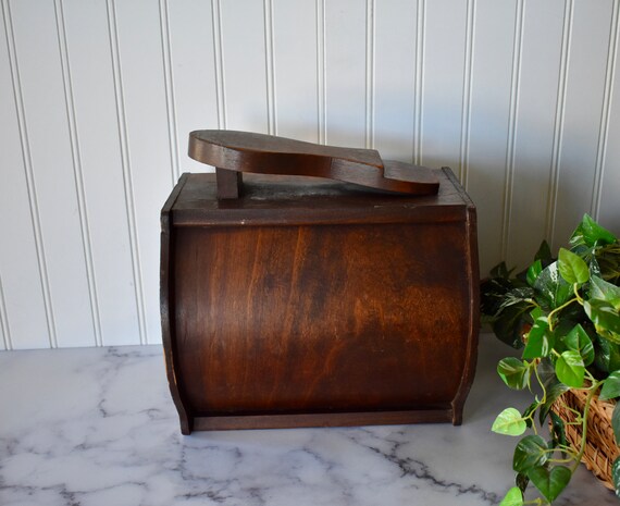 Vintage Handmade Wooden Shoe Shine Box with Brush… - image 4