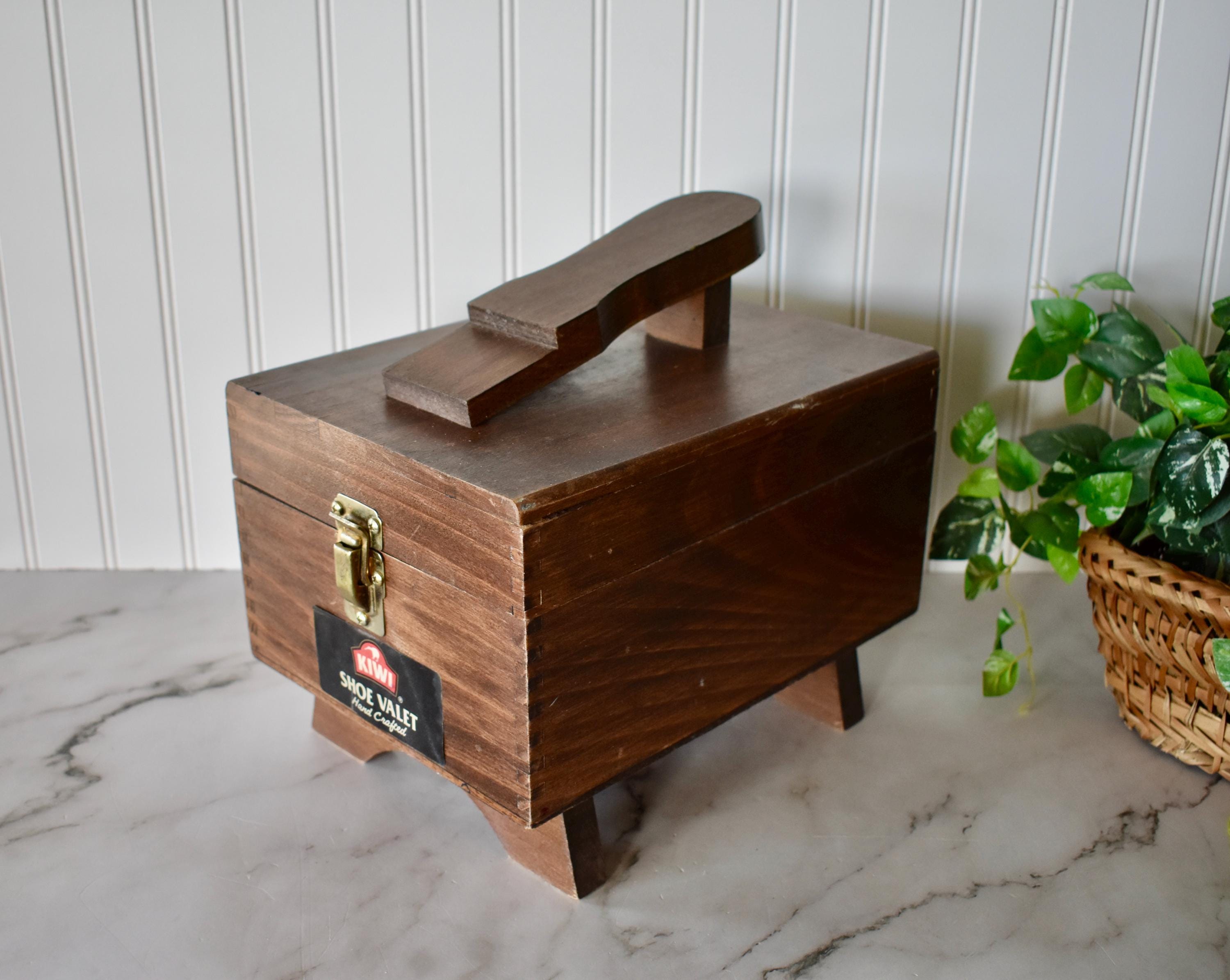 Kiwi Shoe Valet Box - Etsy