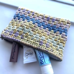 PASTELES DE PRIMAVERA - Bolsa de crochet hecha a mano - Bolsa de crochet con cremallera, estuche de maquillaje, monedero, clutch, forrada - 11,4 x 15 cm, tamaño mediano, lavable