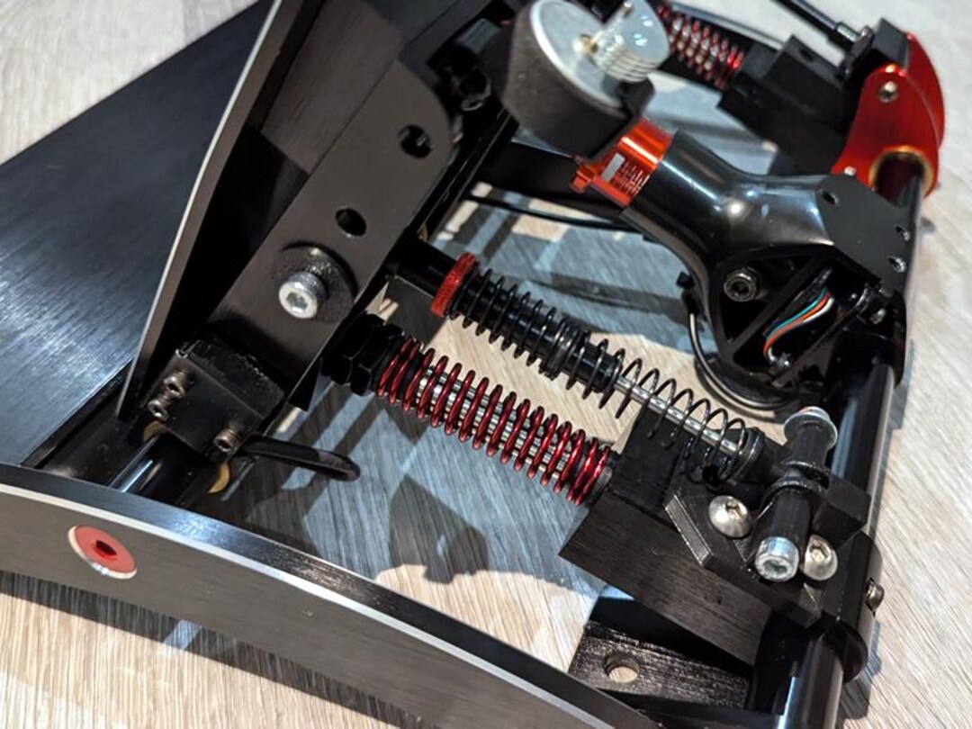 thumbnail interactive-video image 1 of Fanatec Clubsport V3 Pedals Clutch Spring Mod Upgrade Kit With End Caps 1 of 5