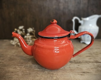 Vintage Enamel Tea Coffee Pot Red 60s