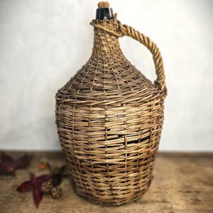 Large Antique Wicker Hand Woven 10L Glass Wine Bubble Bottle Demijohn Jug With Handle