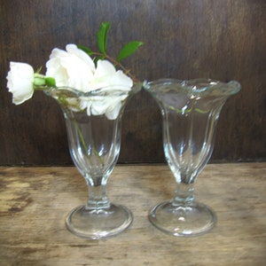 Set of 2 Vintage Elegant Pressed Glass Ice Cream Sundae Bowls