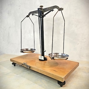 Antike Apotheker-Waage, Arzneiwaage